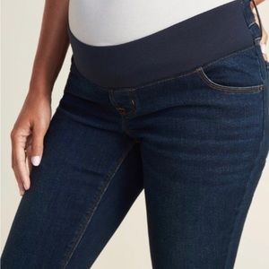 NWT Old Navy Below the Belly Maternity Jeans